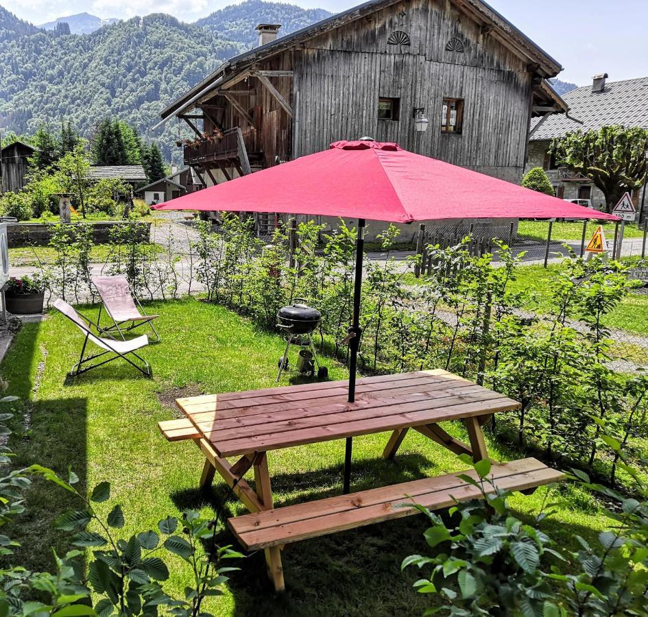 Chez Leon, Jacuzzi Et Sauna Des Le 1Er Septembre 2025 Samoëns Dış mekan fotoğraf